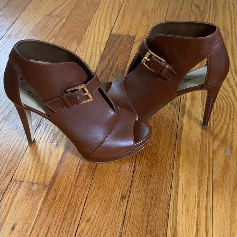 Michael  By Michael Kors Isabella booties